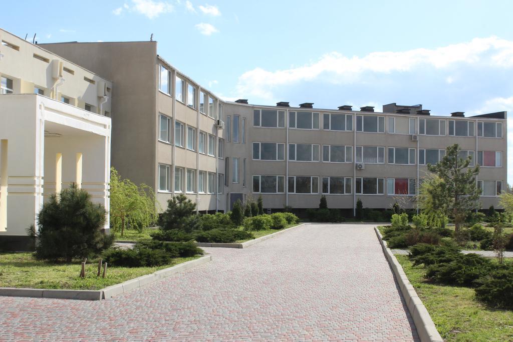 Hotel Promenad Zatoka Exterior photo