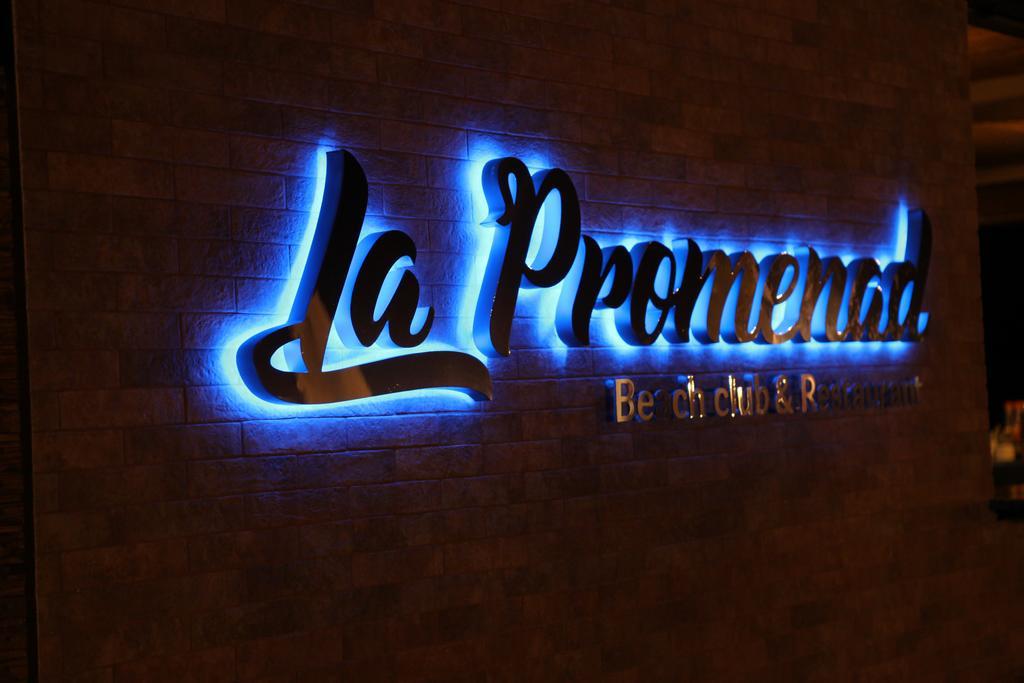 Hotel Promenad Zatoka Exterior photo